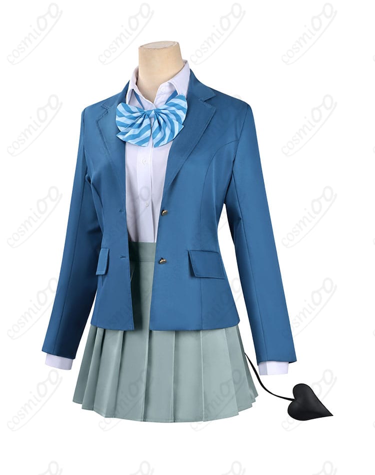 高潔カナン 制服コスプレの側面シルエット（Aラインスカートと尻尾のバランス）