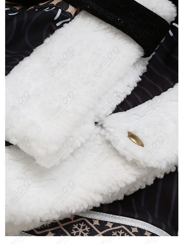 袖口ディテールとカフの仕上げが確認できるアップ