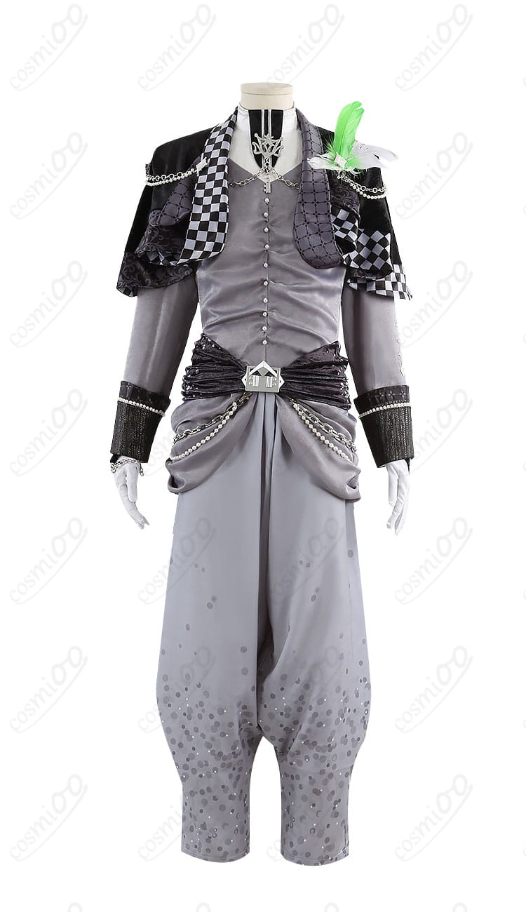 Re:vale 千（ゆき）10周年記念衣装の正面全体。マントとコルセットで縦長シルエットを強調