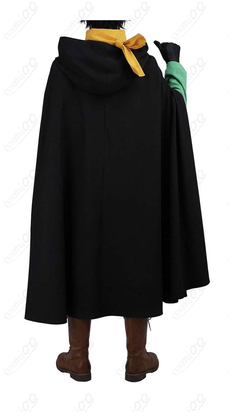 ナツキ・スバル新衣装コスプレの背面ビュー（マントの落ち感）