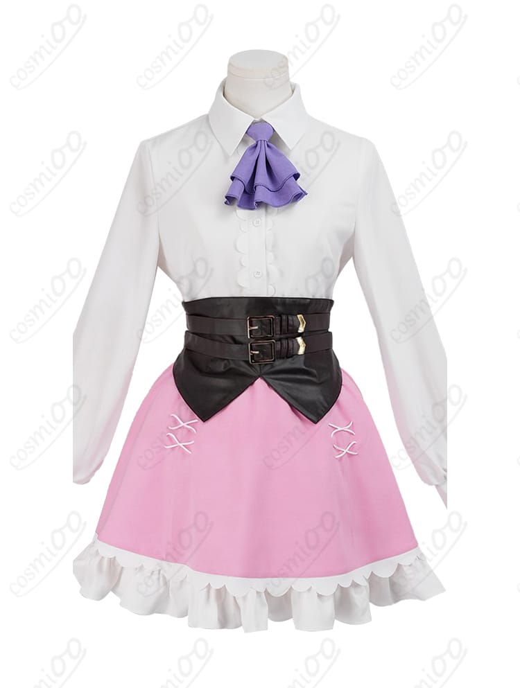 シャツとスカートの正面細部。ボタン間隔、襟元の収まり、コルセットベルトの表面感が分かる画像