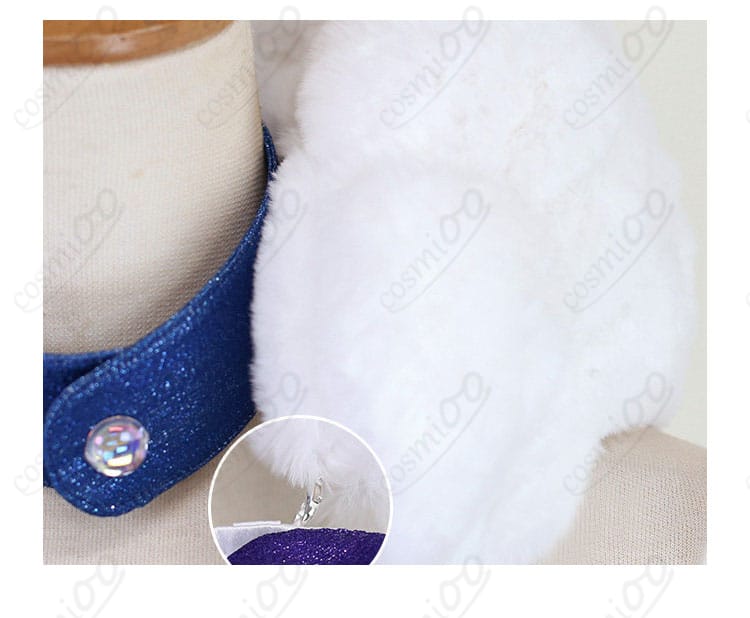 首飾りの留め具部分の拡大。着脱しやすい金具仕様