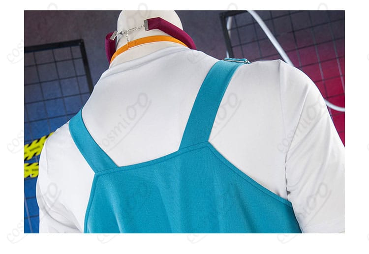 背肩部分のディテール（ヨーク・縫製・生地のハリ感）