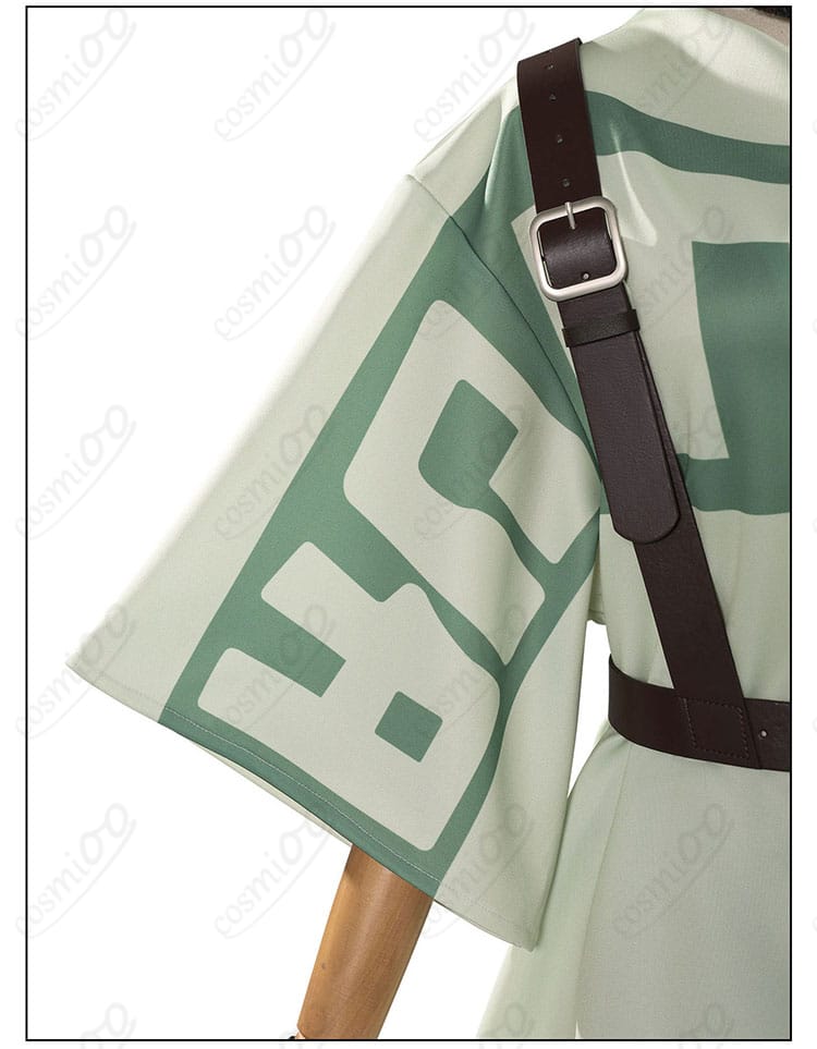 レムリン衣装 肩と袖の装飾ステッチ・パネル切替の接写