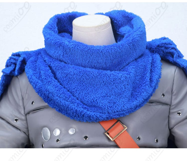 襟元装飾と留め具の固定仕様ディテール