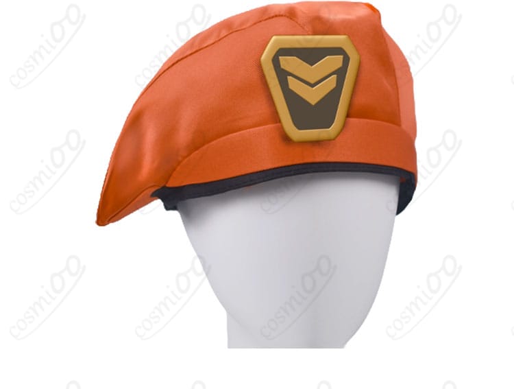 帽子のエンブレムと縁取り装飾ディテール(ロゴ風意匠の再現)