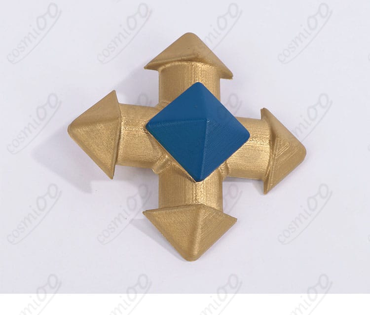 胸飾りの形状と取り付け仕様のディテール