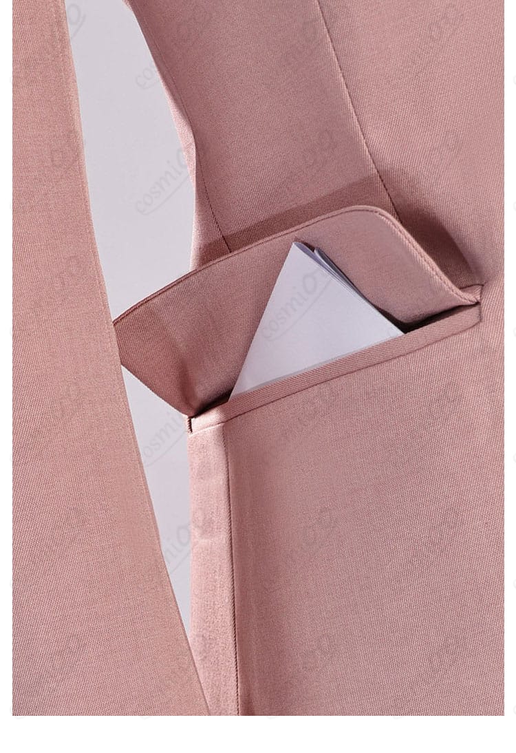 ジャケットのポケット周りのデザインとステッチ（成海ピンク）