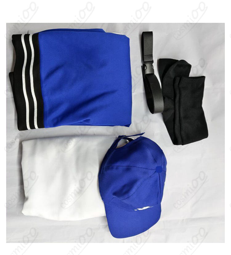 セット内容4点の並び:コート、パーカー、太もも飾り、帽子