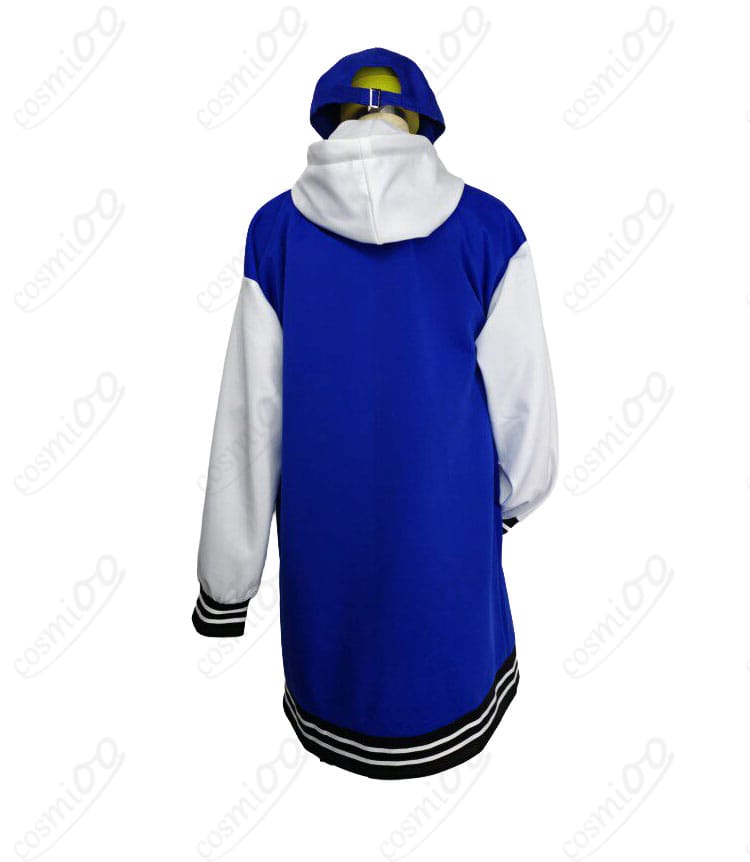 野正レイ コスプレ衣装の背面ディテール(フード形状と背中のライン)