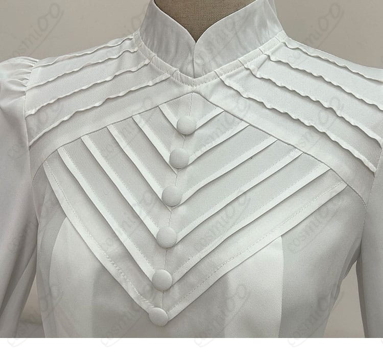 上着ボタンの意匠と留め付けの縫製アップ