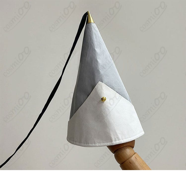 とんがり帽子の装飾とブリムの形状・質感を示すディテール画像