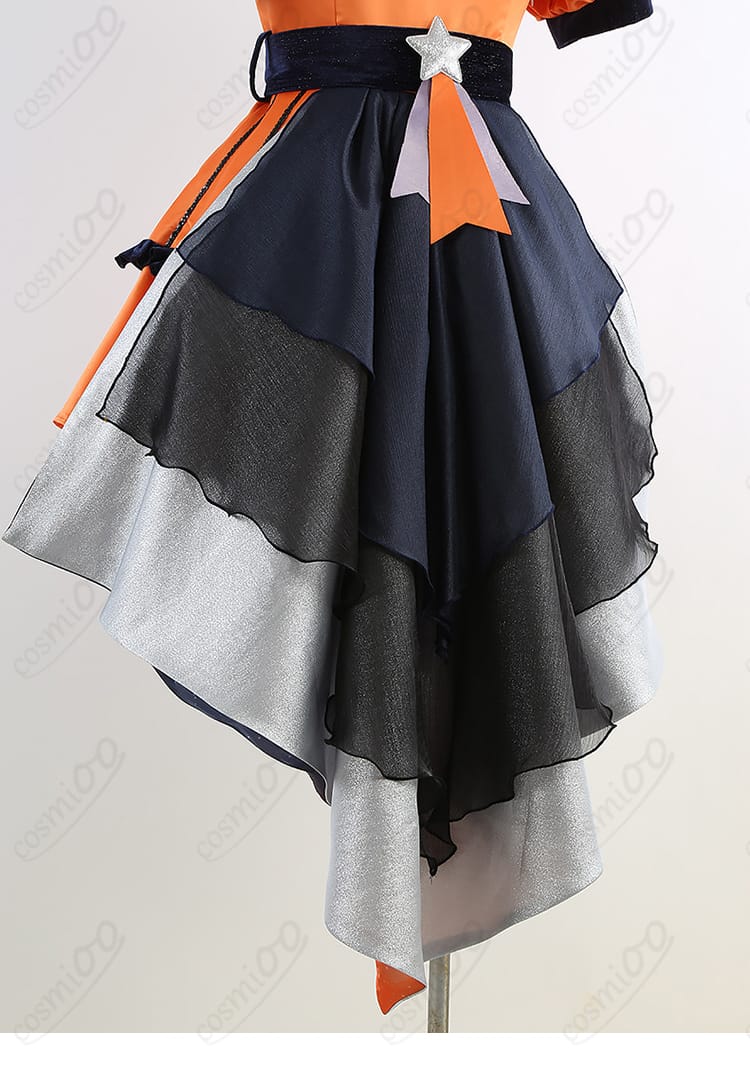 澁谷かのん ステージ衣装 スカート背面装飾のディテール拡大