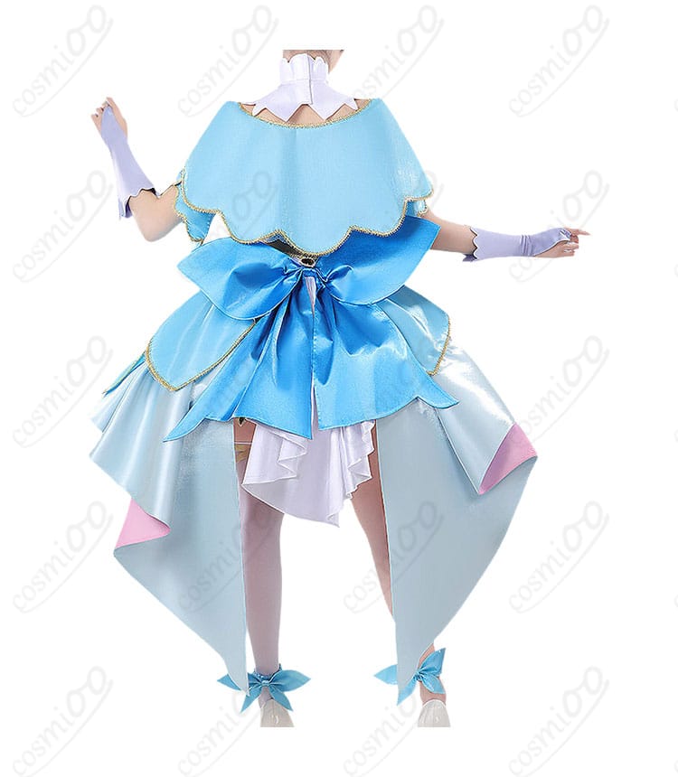 キュアエクレール衣装の背面写真(大きな背部蝶結びとケープ)