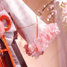 春の花葉雛菊 着物風ドレス コスプレ｜軽やかシフォンと豪華コサージュで高再現 - 4枚目の画像（サムネイル）
