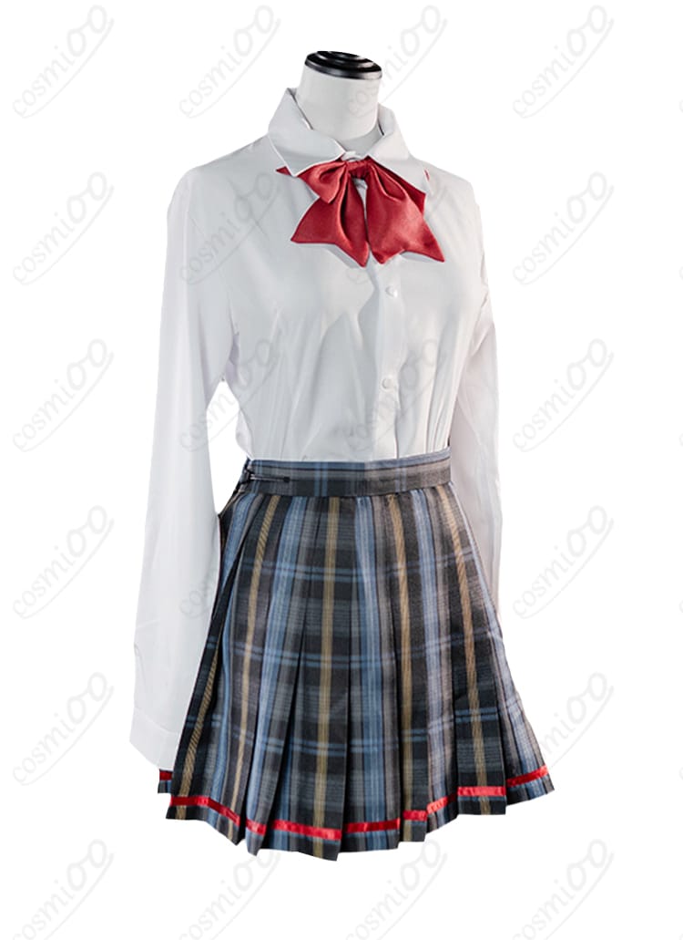 ユースティア 制服 右側面のうさ耳フード形状と縫製ディテール