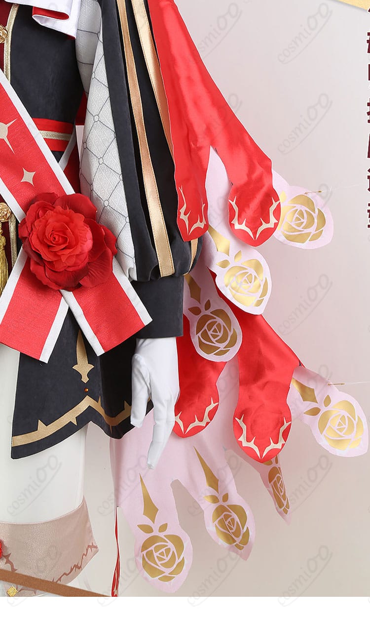 勝負服コスプレ 袖口装飾ディテール（配色ラインと素材感）