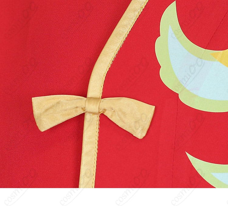ボタン周辺の装飾ディテール(質感と縫製のアップ)