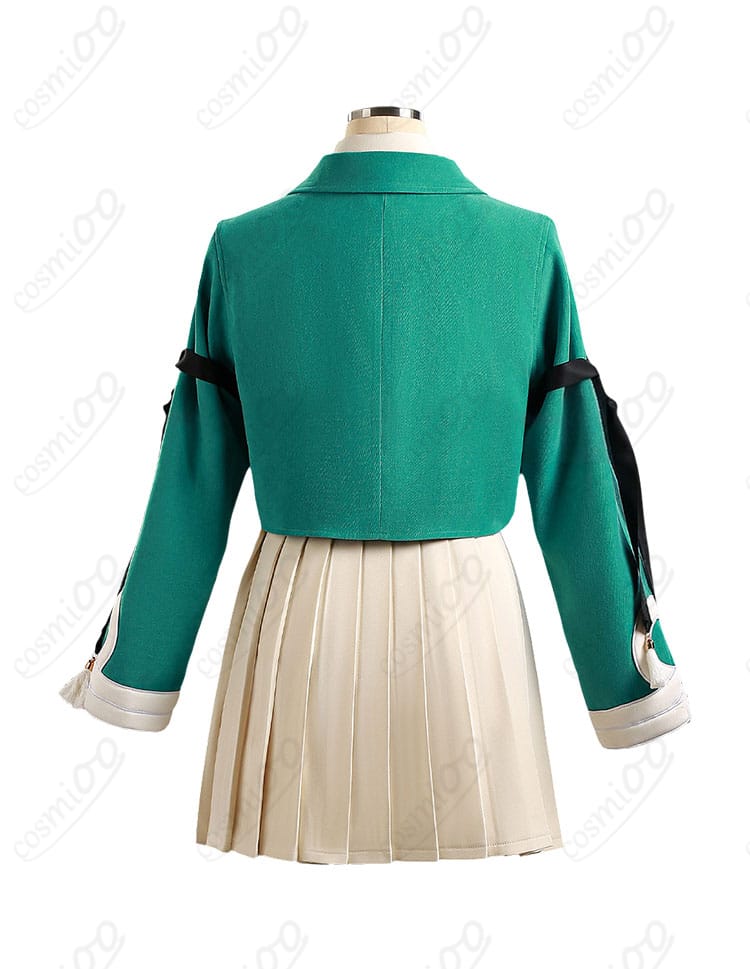 テティア 制服風アレンジコスプレ衣装の背面ディテール（ジャケットのラインとスカート）