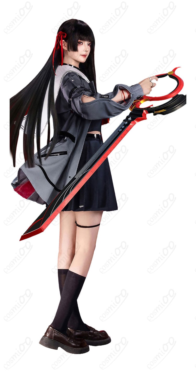 朽葉千咲 制服コスプレの側面。スカートのフレア感とベルトパーツの見え方を示す画像