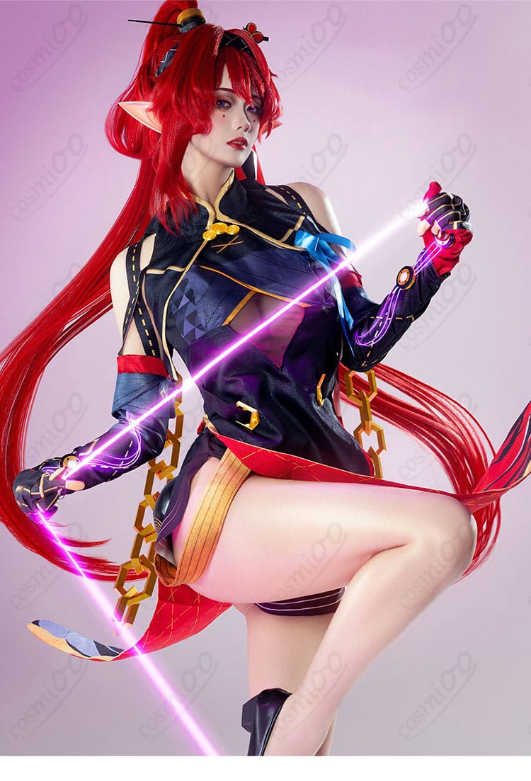 鳴潮・吟霖コスプレ衣装の着用側面。ワンピースとベストのレイヤードシルエットを示す画像