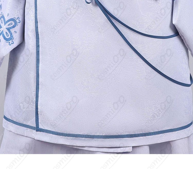 塩見ヨル 小指の親方Ver.コスプレ衣装の裾まわりの仕上がり
