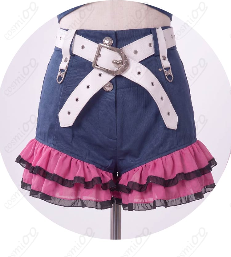 綺々羅々ヴィヴィ衣装のショートパンツとベルト装飾の細部