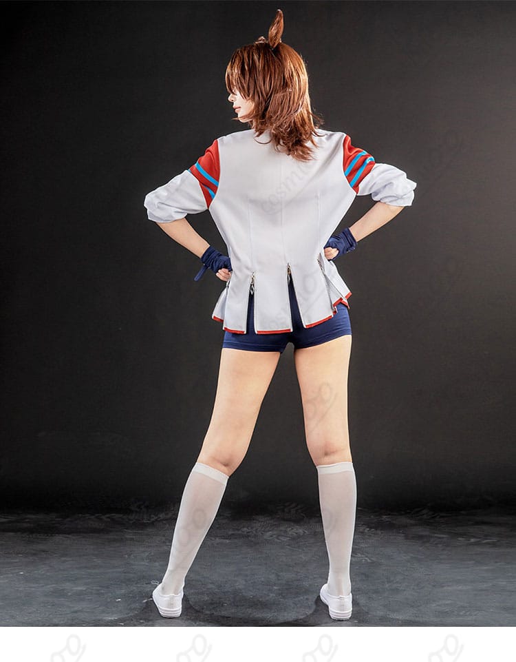 アグネスタキオンのコスプレ衣装を着用した背面デザインの詳細