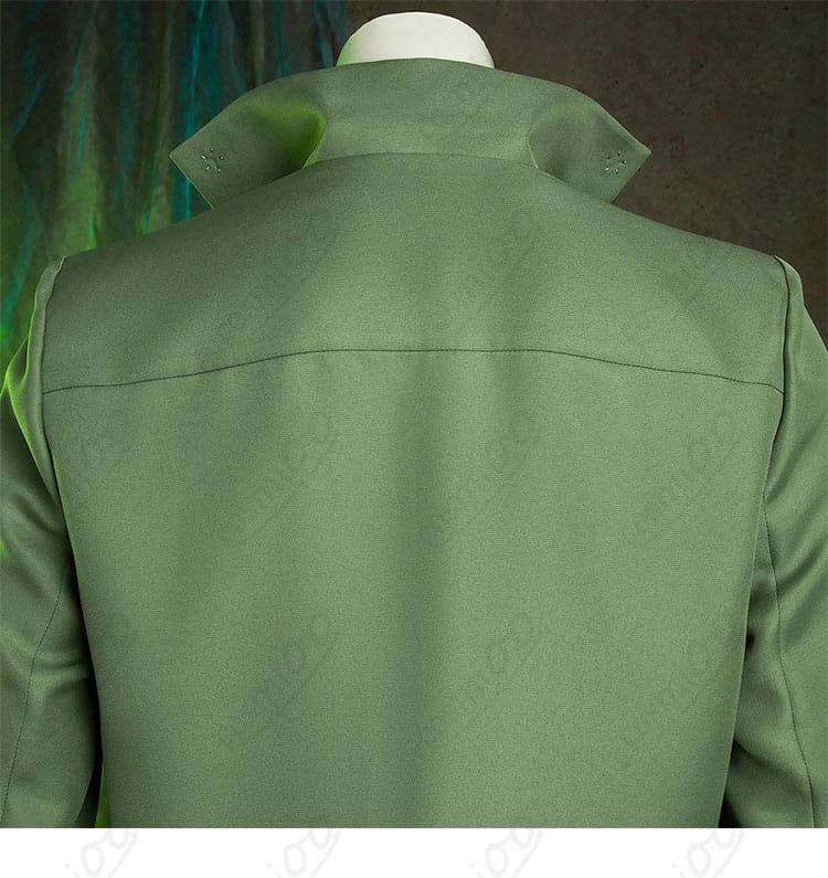コロネロ軍服ジャケットの背面肩まわりの仕立て