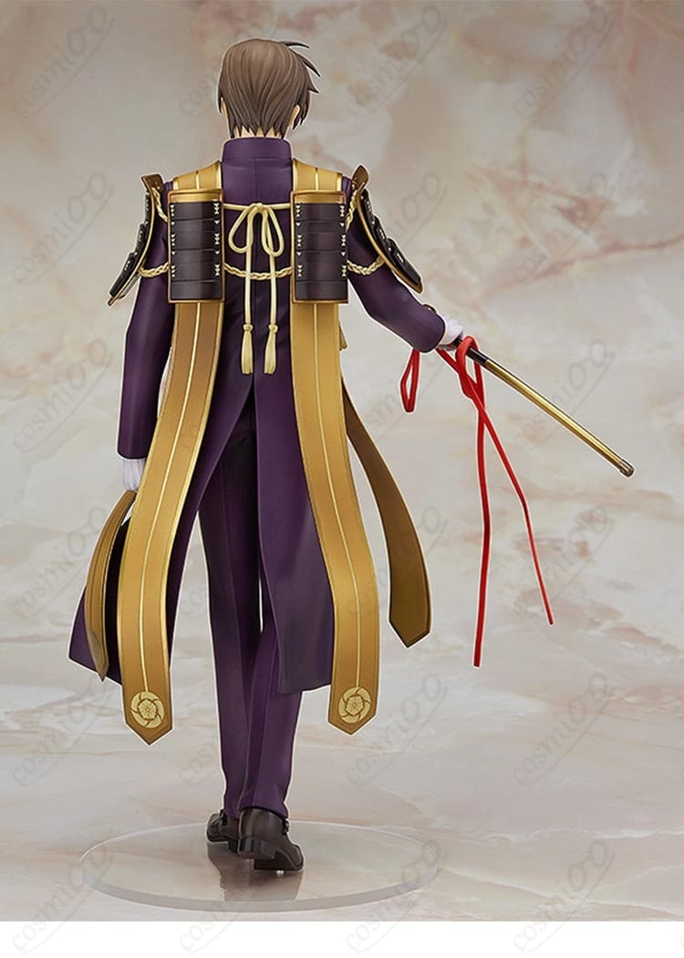 へし切長谷部コスプレ衣装の背面デザインとロングコートの丈感