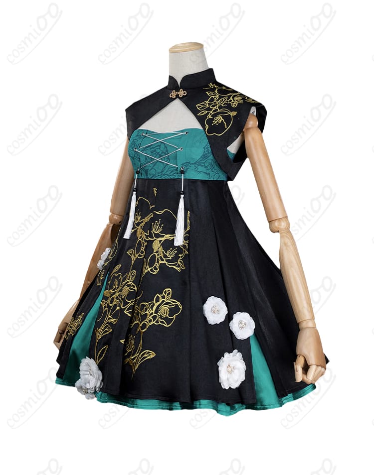 初音ミク チャイナ風コスプレ衣装の側面シルエット