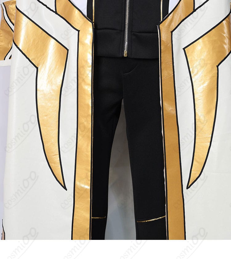 熊手真白のコスプレ衣装のアウター前立て