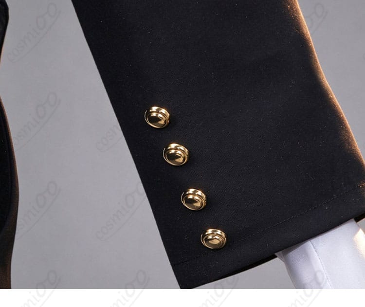 リアンの黒いジャケットの袖口装飾