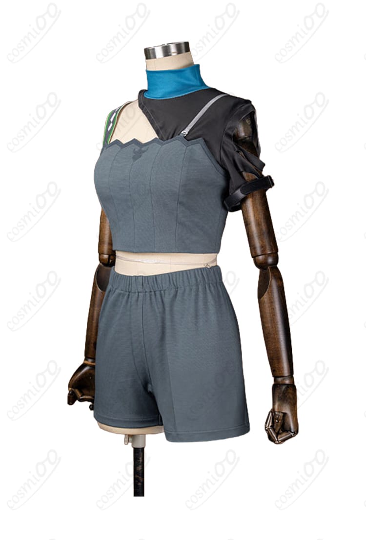 タイトルホルダー 勝負服の内側に着用する衣装とショートパンツの詳細