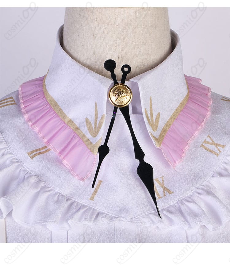 暁山瑞希 コスプレ衣装 襟元の時計風装飾｜細部までこだわったアクセントが魅力