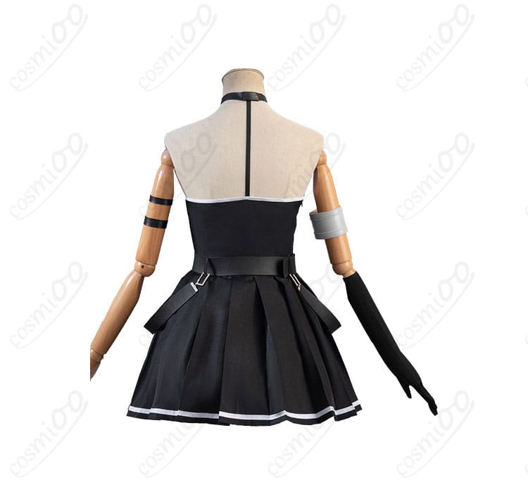 葬送のフリーレン ユーべル コスプレ衣装 背面図。ディテールにこだわり、完成度が高い衣装です。