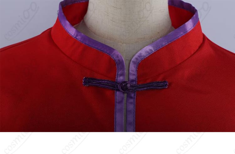 灯荒仁 コスプレ衣装 赤い衣衫の襟元の細部。リアルな再現と美しい仕上がり。