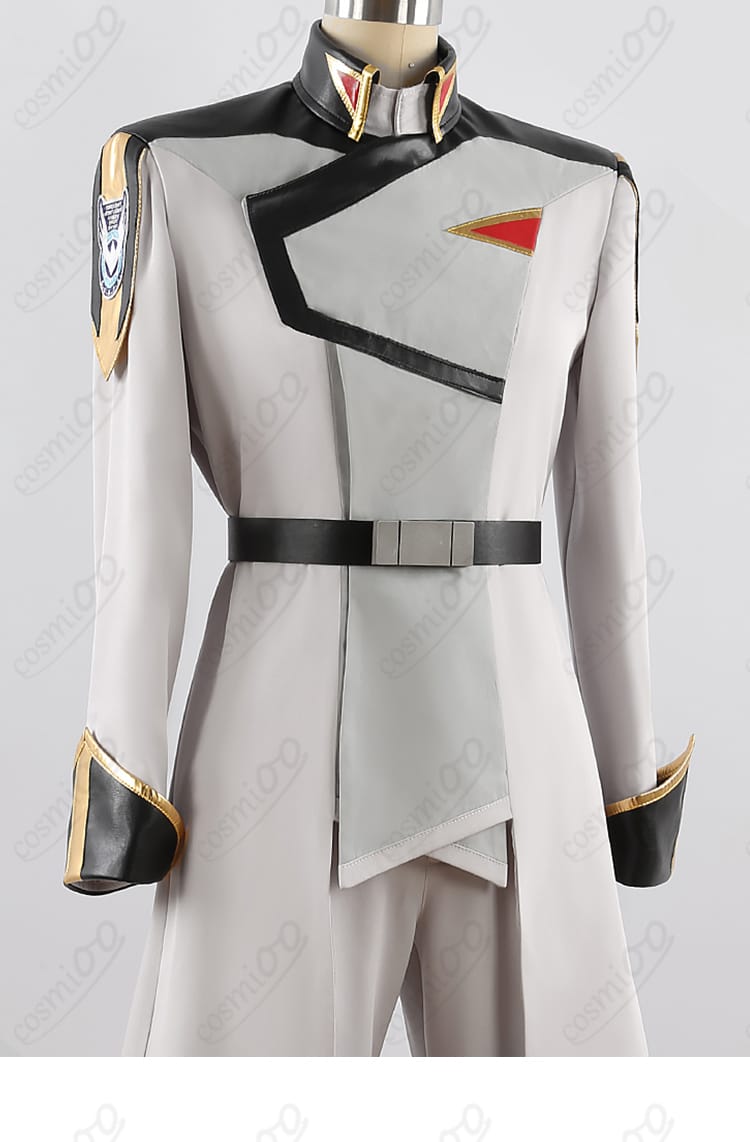 キラ・ヤマト コスプレ衣装 准将服（劇場版）の装飾ディテール画像。刺繍や徽章などの細かい部分を鮮明に再現。