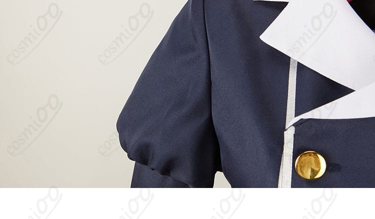 伊草ハルカ コスプレ衣装の肩袖装飾の細部。細やかなディテールでキャラクターらしさを再現。