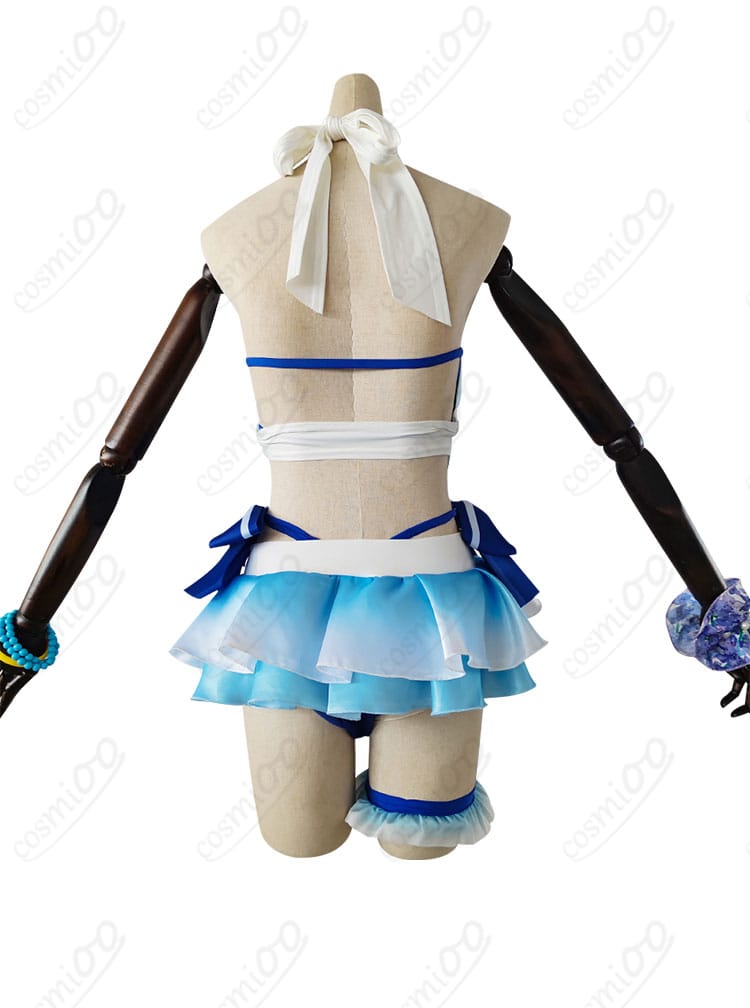 ラブライブ！絢瀬絵里 コスプレ衣装の背面画像。背面のディテールも完璧に再現された美しい仕上がりです。