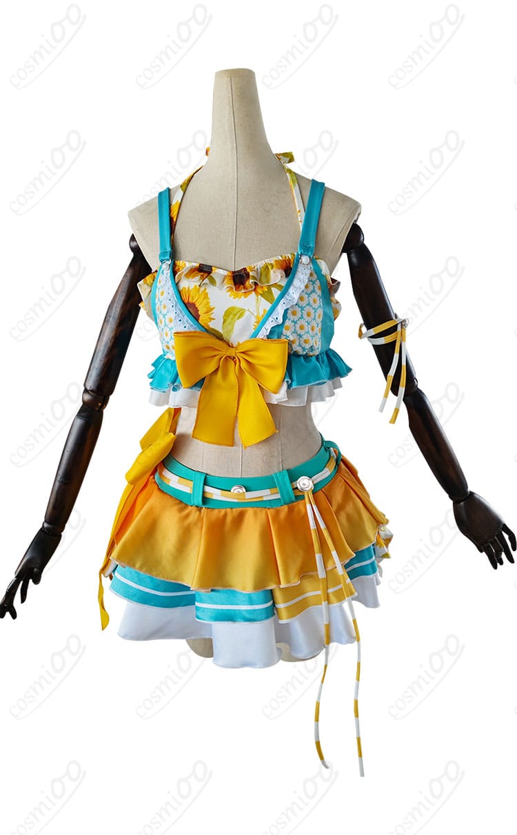 商品正面の写真。ラブライブ！星空凛のコスプレ衣装の全体像を確認できます。衣装の詳細やデザインがわかりやすいです。