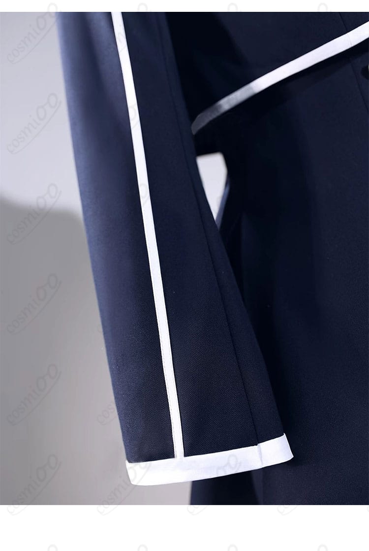 アスナのコスプレ衣装の袖口装飾のアップ。細部まで精巧な仕上げが特徴です。