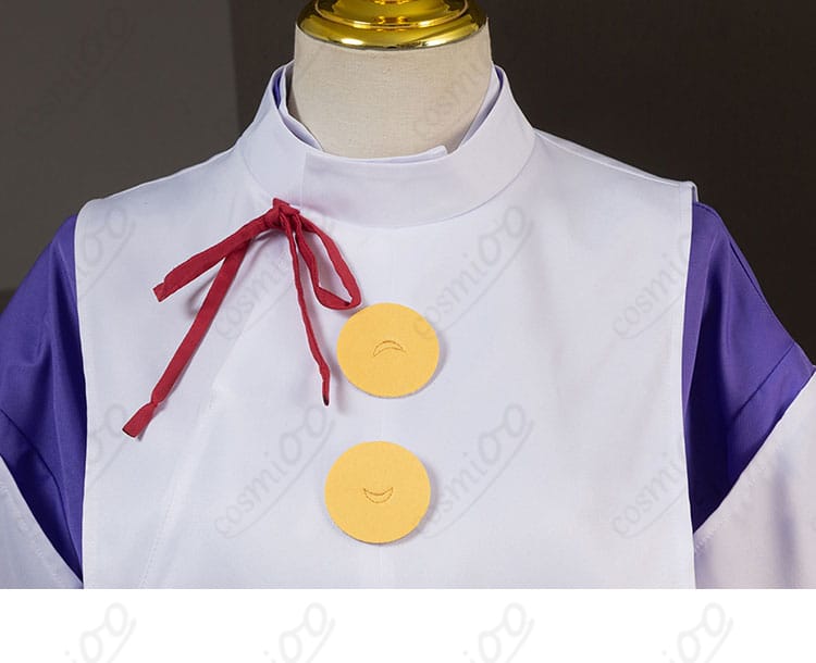 北条時行コスプレ衣装の領口部分と赤いリボンのディテール画像。精緻な刺繍と装飾が特徴です。