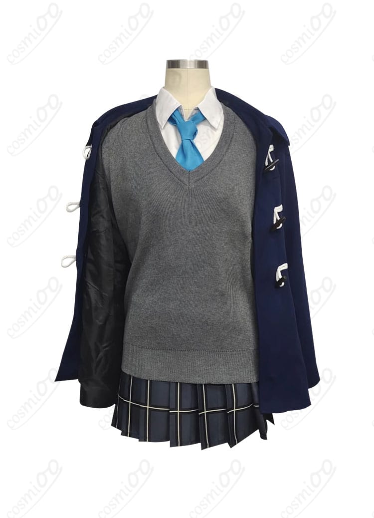 小鳥遊ホシノの2年生制服コスプレ衣装の細かい装飾、刺繍やボタンなど、リアルな再現。