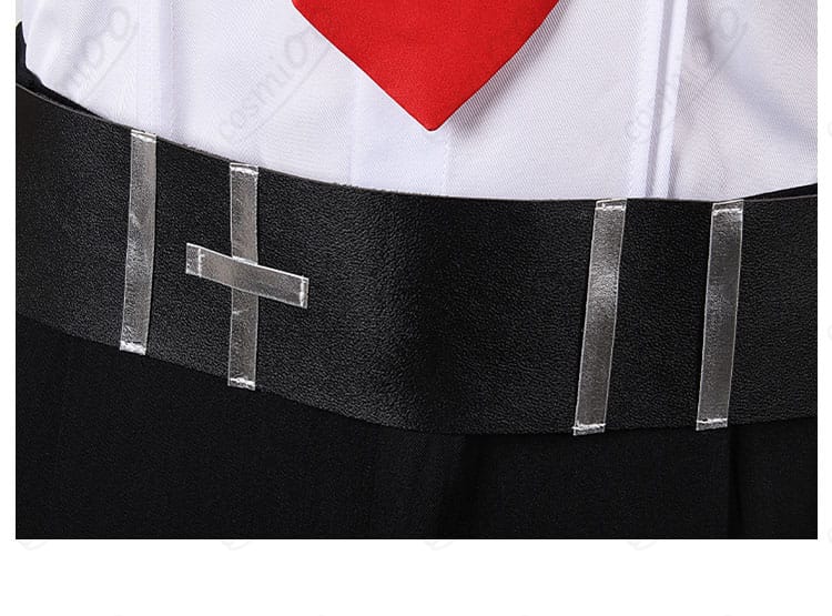 ヒースクリフ コスプレ衣装の腰部分のベルト装飾の細部。