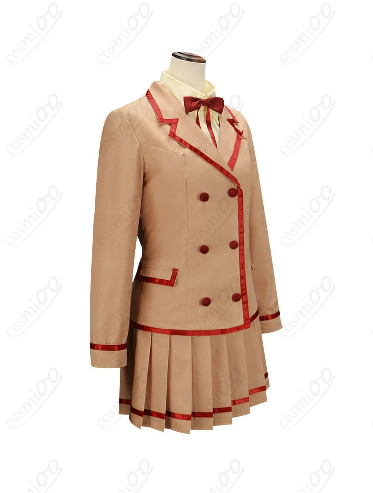 天野いちごコスプレ衣装（制服）の側面図。細部まで忠実再現されたデザイン。