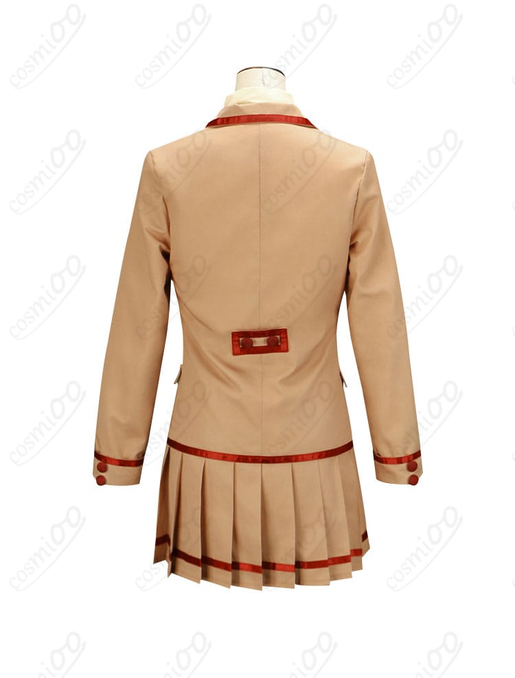 天野いちごコスプレ衣装（制服）の背面図。ディテールにこだわった美しい仕上がり。