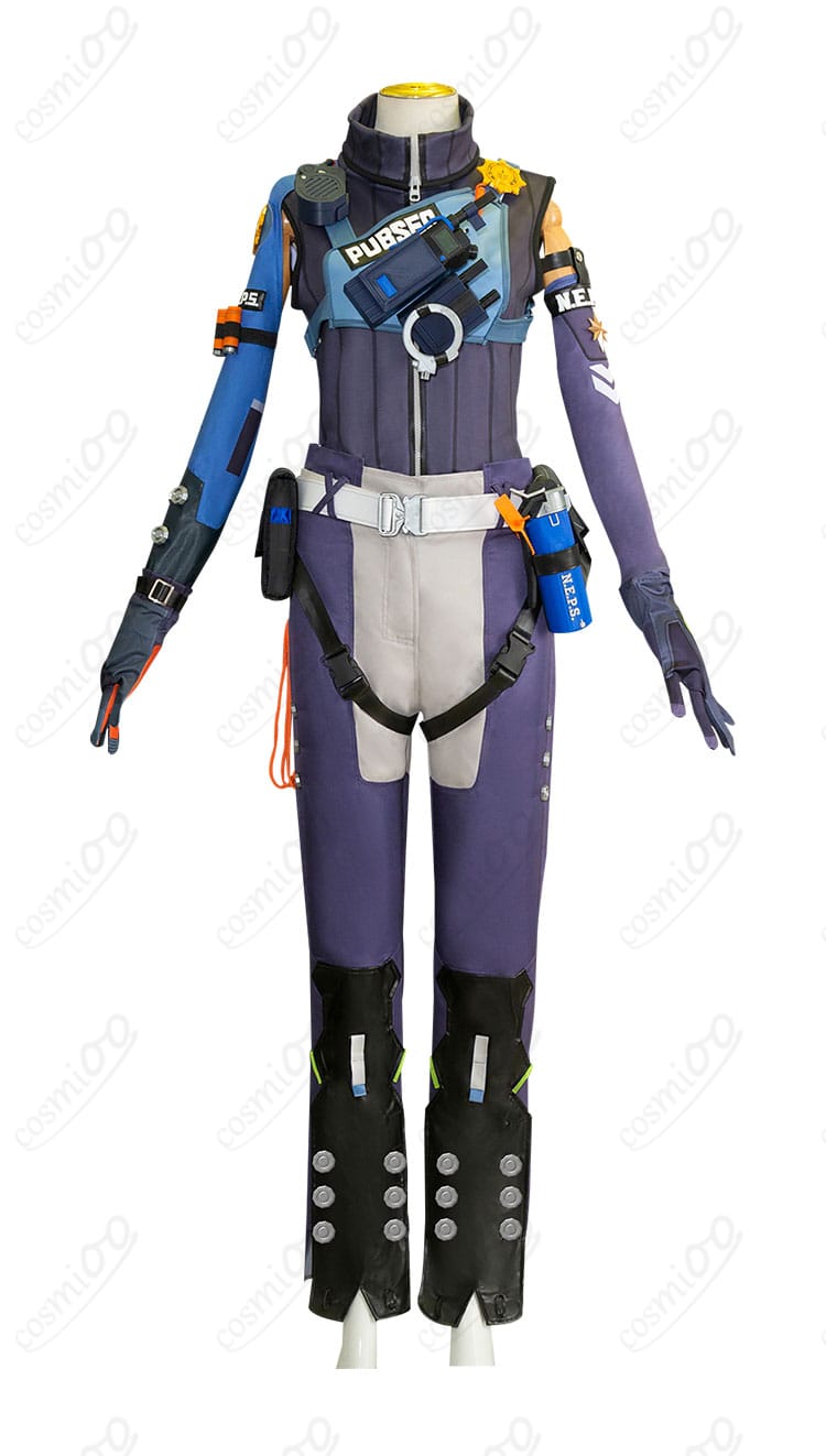 ゼンレスゾーンゼロ セス・ローウェル コスプレ衣装の正面写真。デザインの全体像が確認できます。