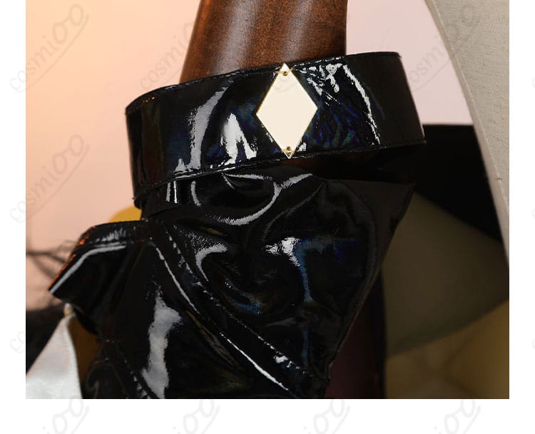 シロネン コスプレ衣装の袖部分の装飾。細かいディテールにこだわった仕上がりです。